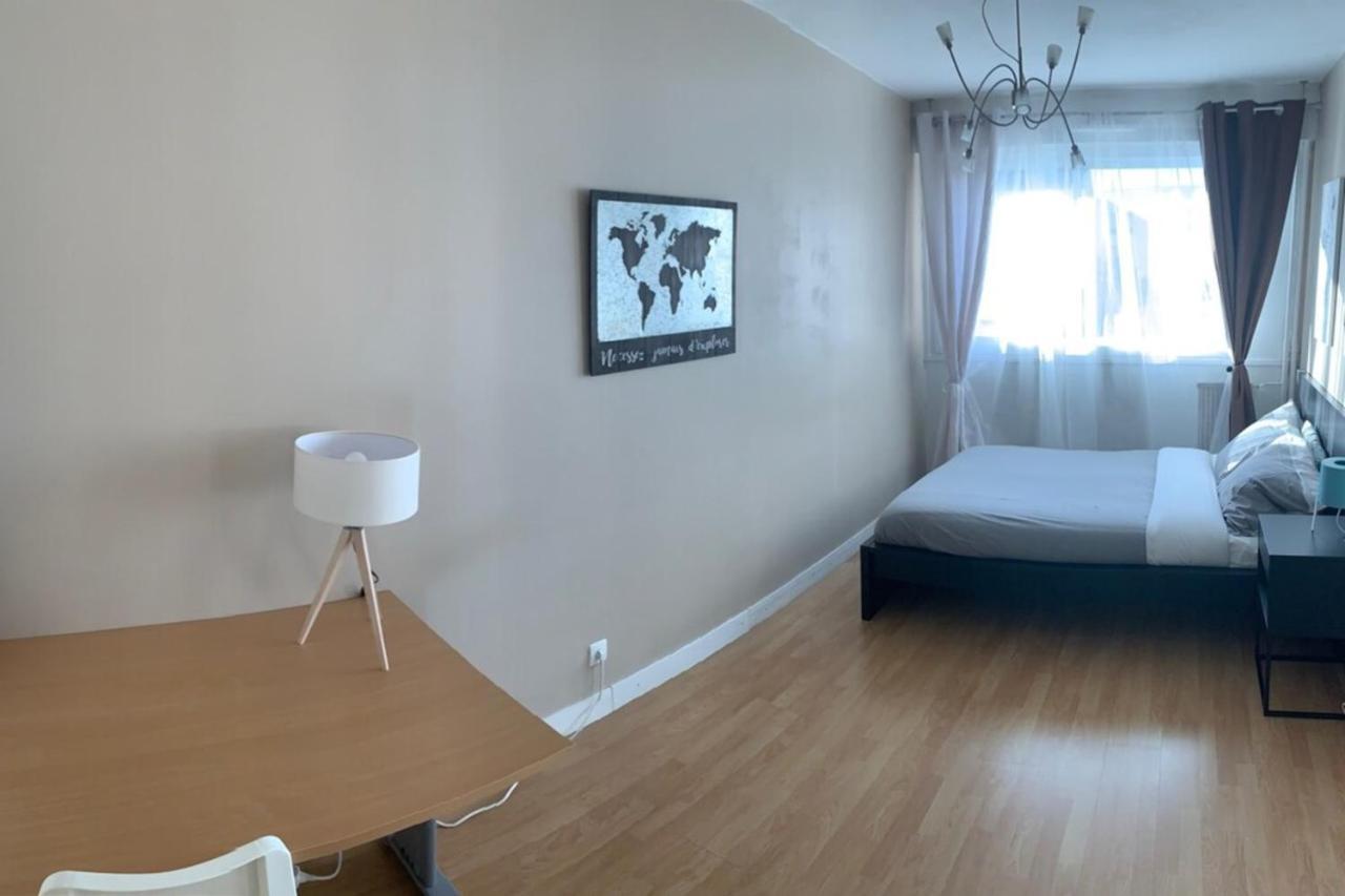 Le Richelieu Comfortable 1 Bedroom Apartment Gratte-Ciel District Βιλερμπάν Εξωτερικό φωτογραφία